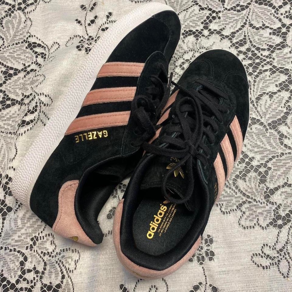 Adidas gazelles black and raw pink gold foil size 7 db0164 streetwear